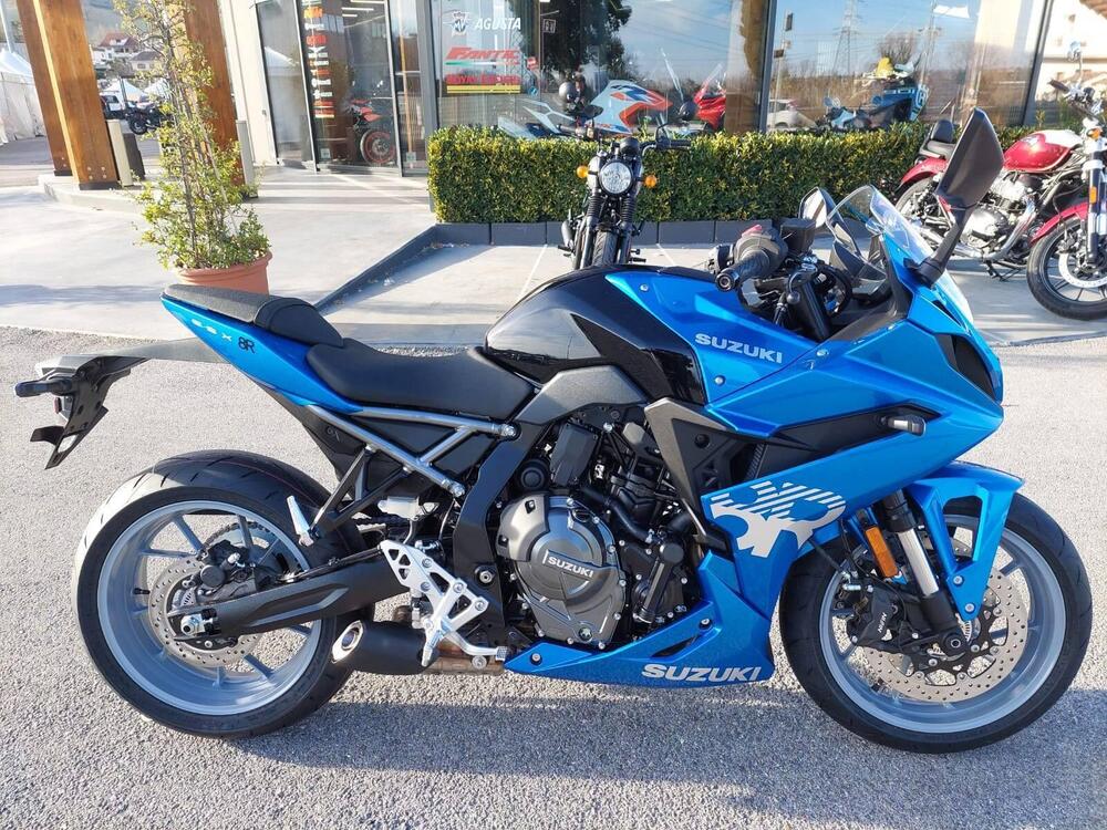 Suzuki GSX-8R (2024) (2)