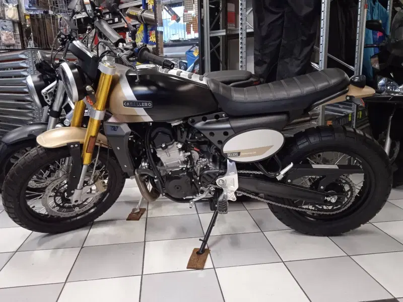 Fantic Motor Caballero 500 Scrambler Deluxe (2021 - 23)