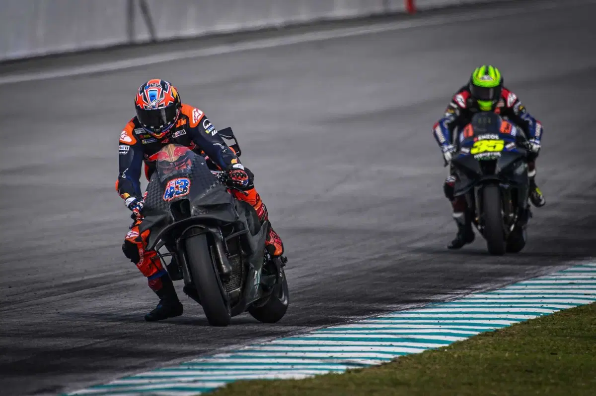 Pecco Bagnaia-Speedy Gonzales, in quattro sotto al 57! Lo scherzo di KTM: resoconto del 3° giorno di test a Sepang [CLASSIFICA e GALLERY] (9)