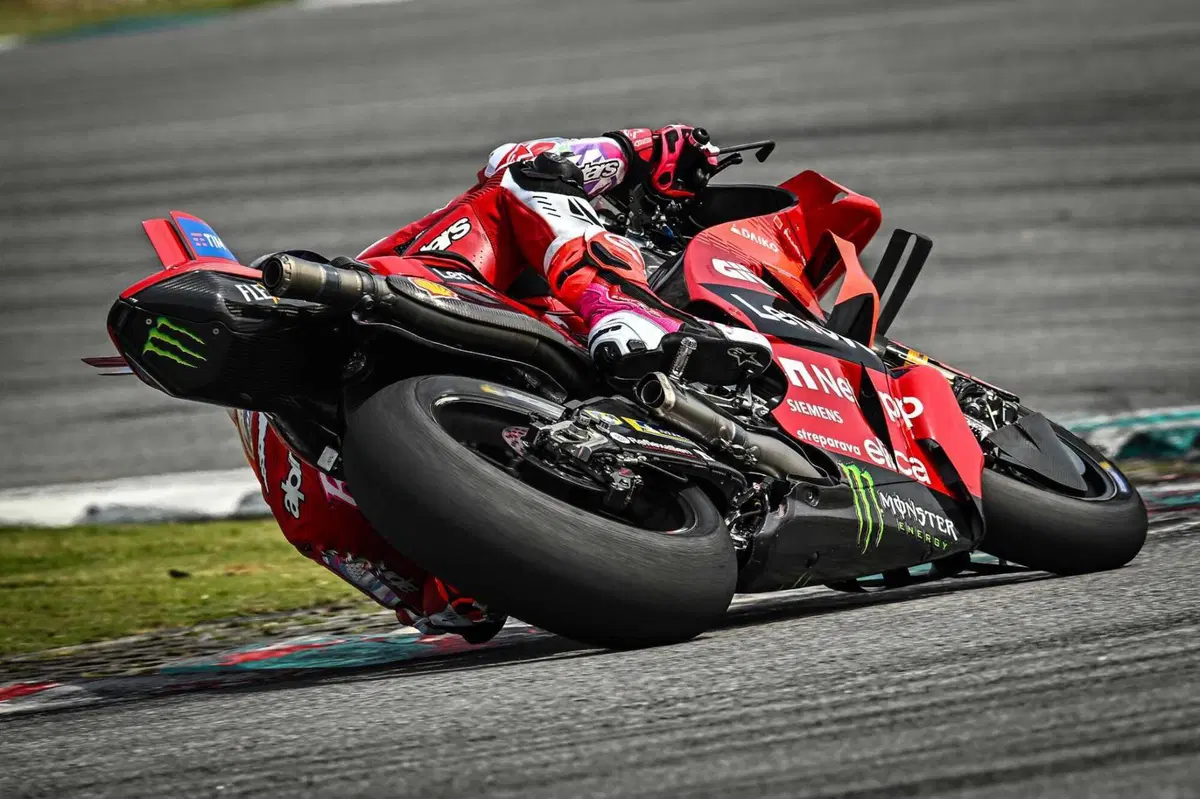 Pecco Bagnaia-Speedy Gonzales, in quattro sotto al 57! Lo scherzo di KTM: resoconto del 3° giorno di test a Sepang [CLASSIFICA e GALLERY] (23)
