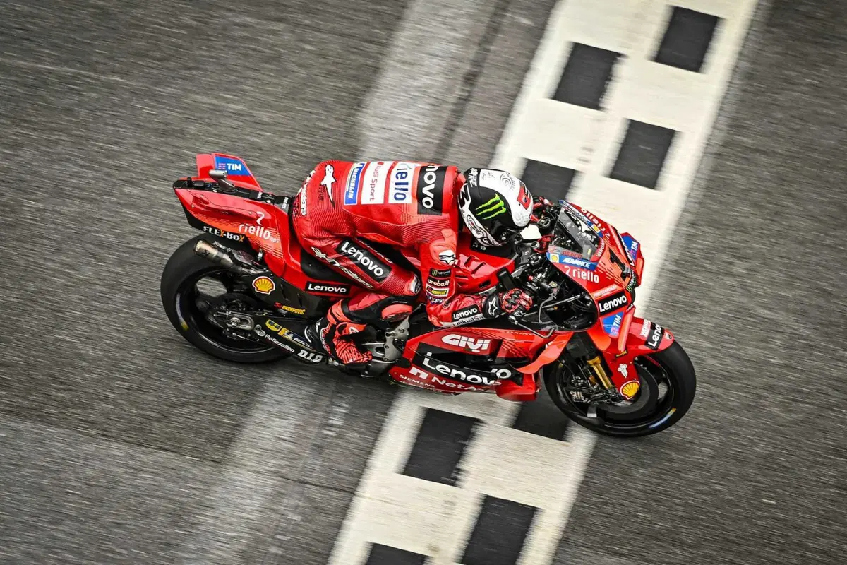 Pecco Bagnaia-Speedy Gonzales, in quattro sotto al 57! Lo scherzo di KTM: resoconto del 3° giorno di test a Sepang [CLASSIFICA e GALLERY] (28)