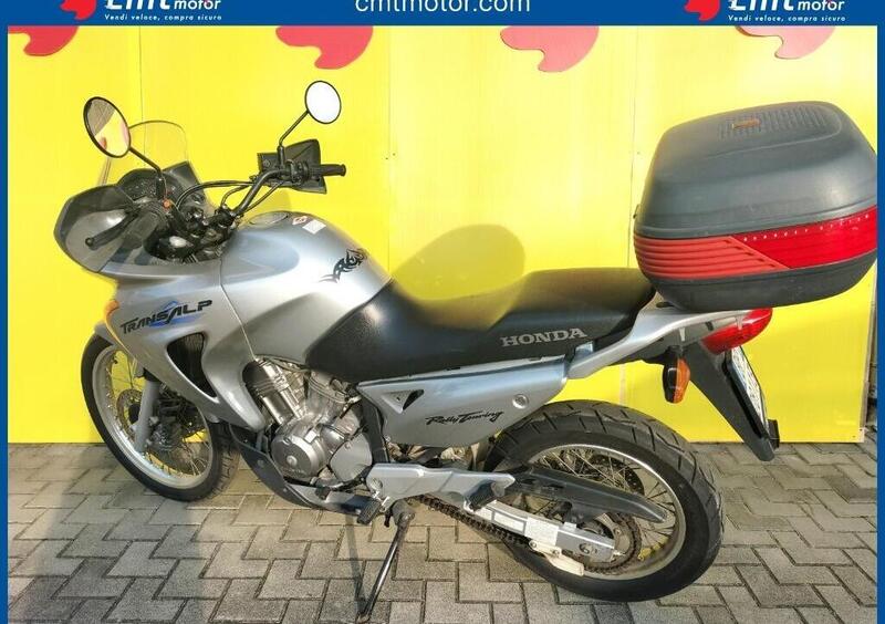 Vendo Honda Transalp XL 650V (2000 - 04) usata a Rivarolo Canavese (codice  9370944) 