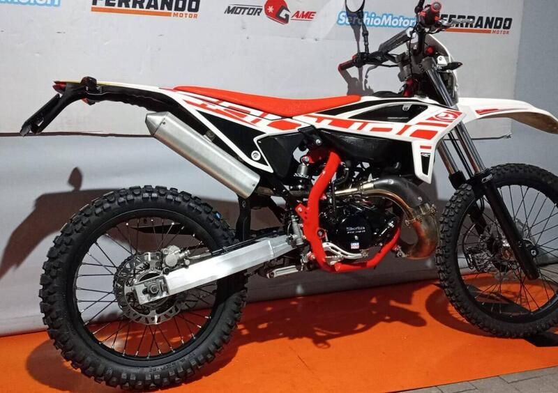 Vendo Betamotor RR 50 Enduro (2021 - 24) usata a Lucca (codice