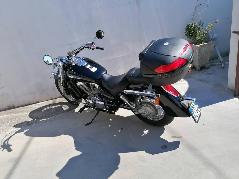 Honda Shadow 750 (2004) (2)