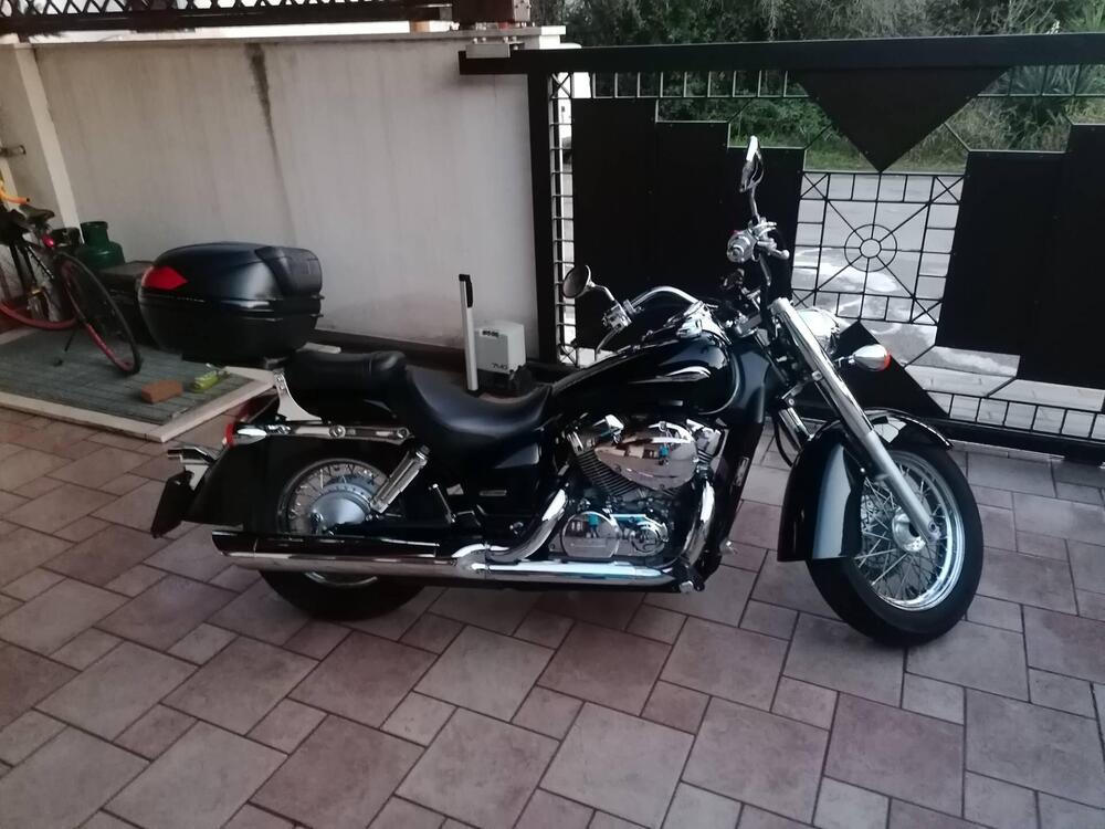 Honda Shadow 750 (2004)