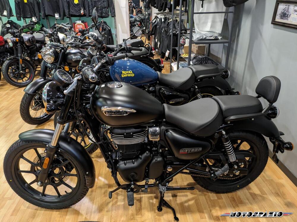 Royal Enfield Meteor 350 Stellar (2021 - 24)