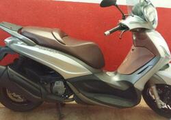 Piaggio Beverly 350 SportTouring ie (2011 - 15) usata