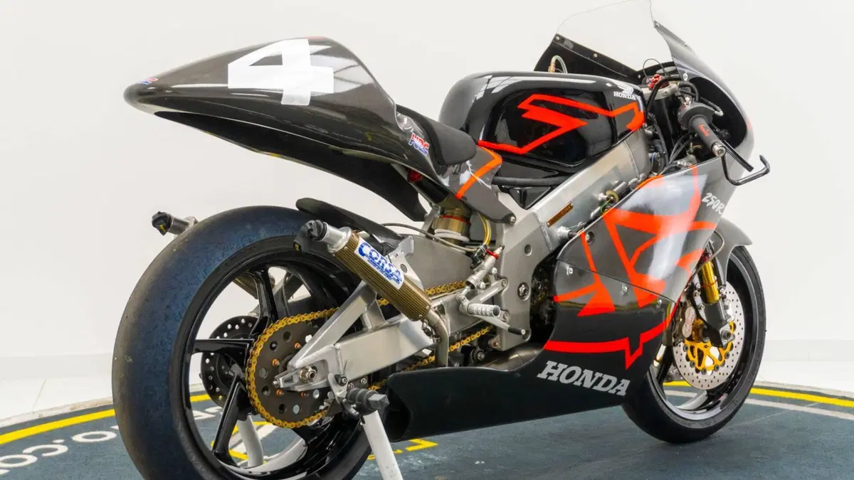 Honda RS 250 GP NXA (4)