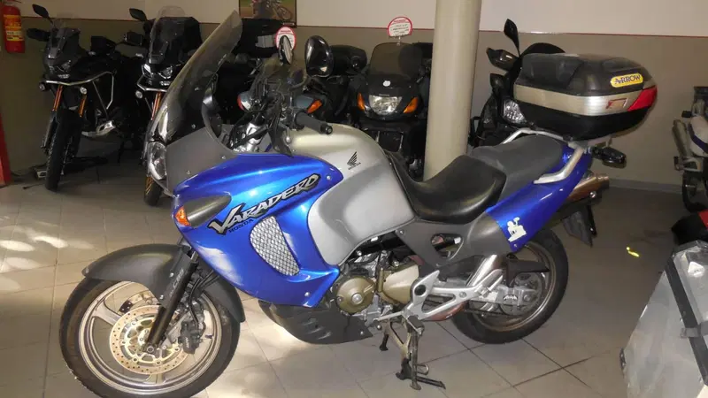 Honda Varadero 1000 (1999 - 02) (3)