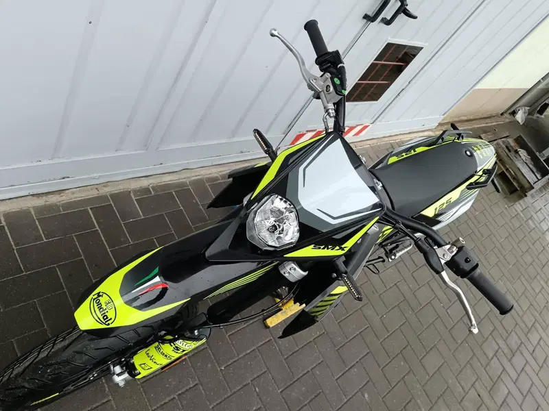 FB Mondial SMX 125 Motard (2021 - 24) (17)