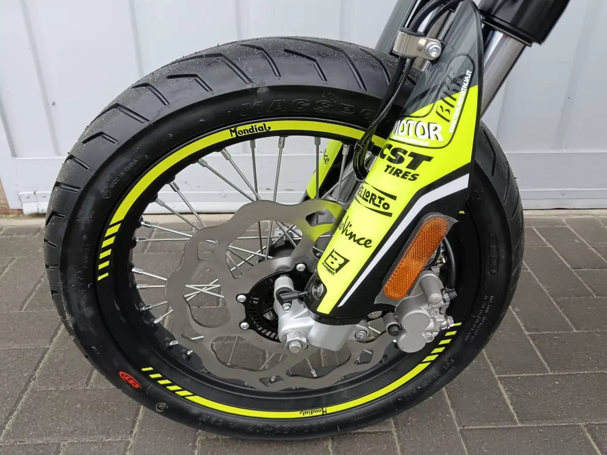 FB Mondial SMX 125 Motard (2021 - 24) (10)