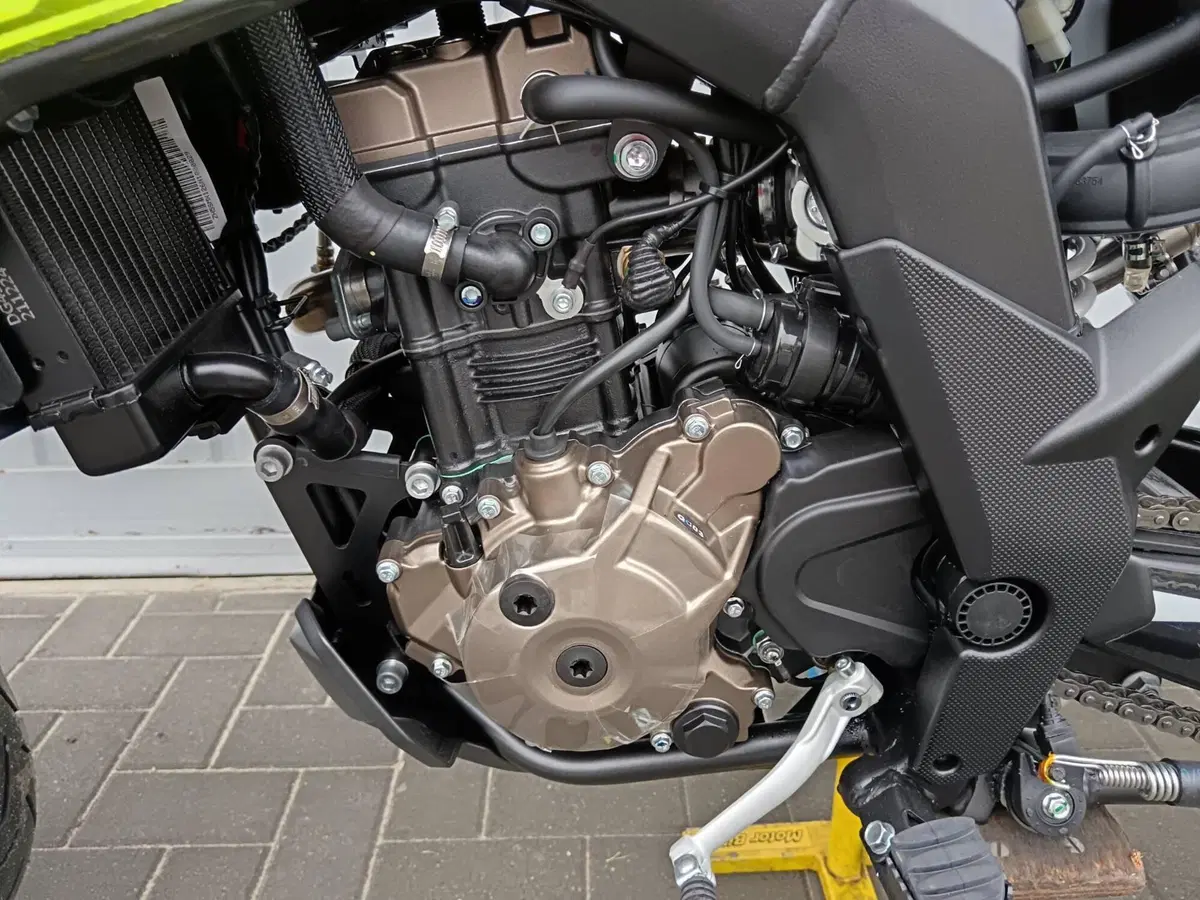 FB Mondial SMX 125 Motard (2021 - 24) (8)