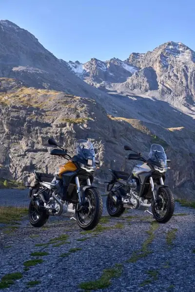 Moto Guzzi Stelvio (2024 - 26) nuova