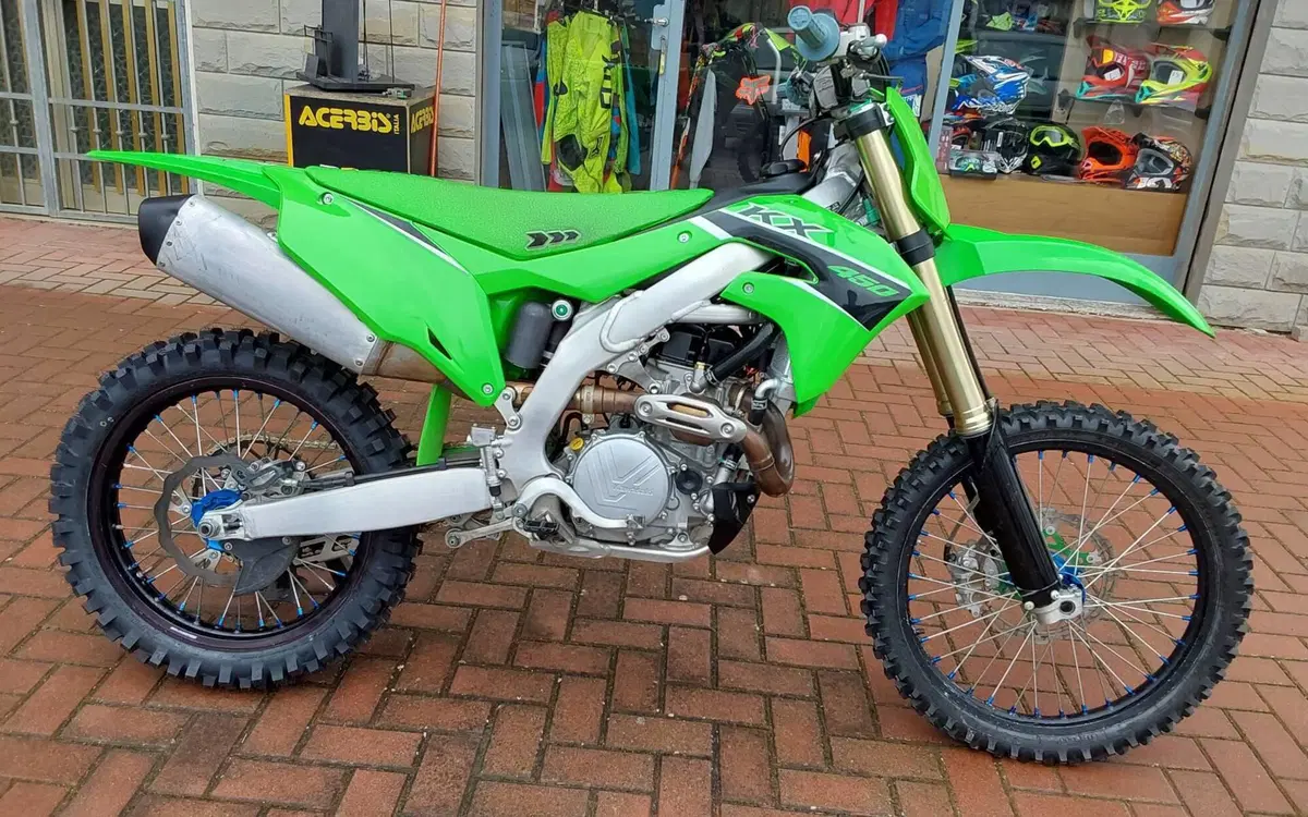 Kawasaki KX450F (2023)