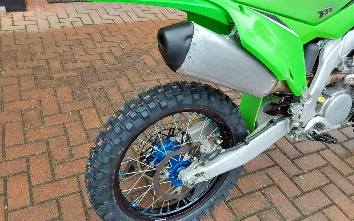 Kawasaki KX450F (2023) (3)