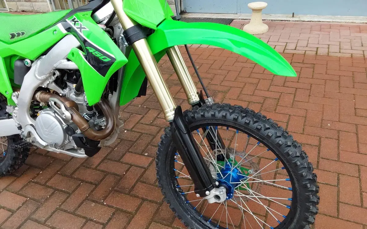 Kawasaki KX450F (2023) (4)