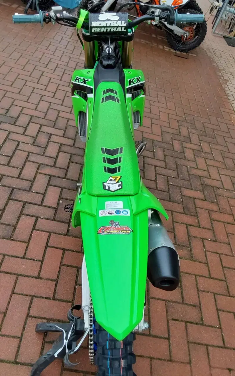 Kawasaki KX 450 F (2023) (10)