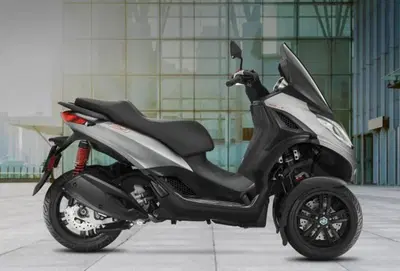 Piaggio MP3 300 ABS Hpe (2021 - 24) nuova