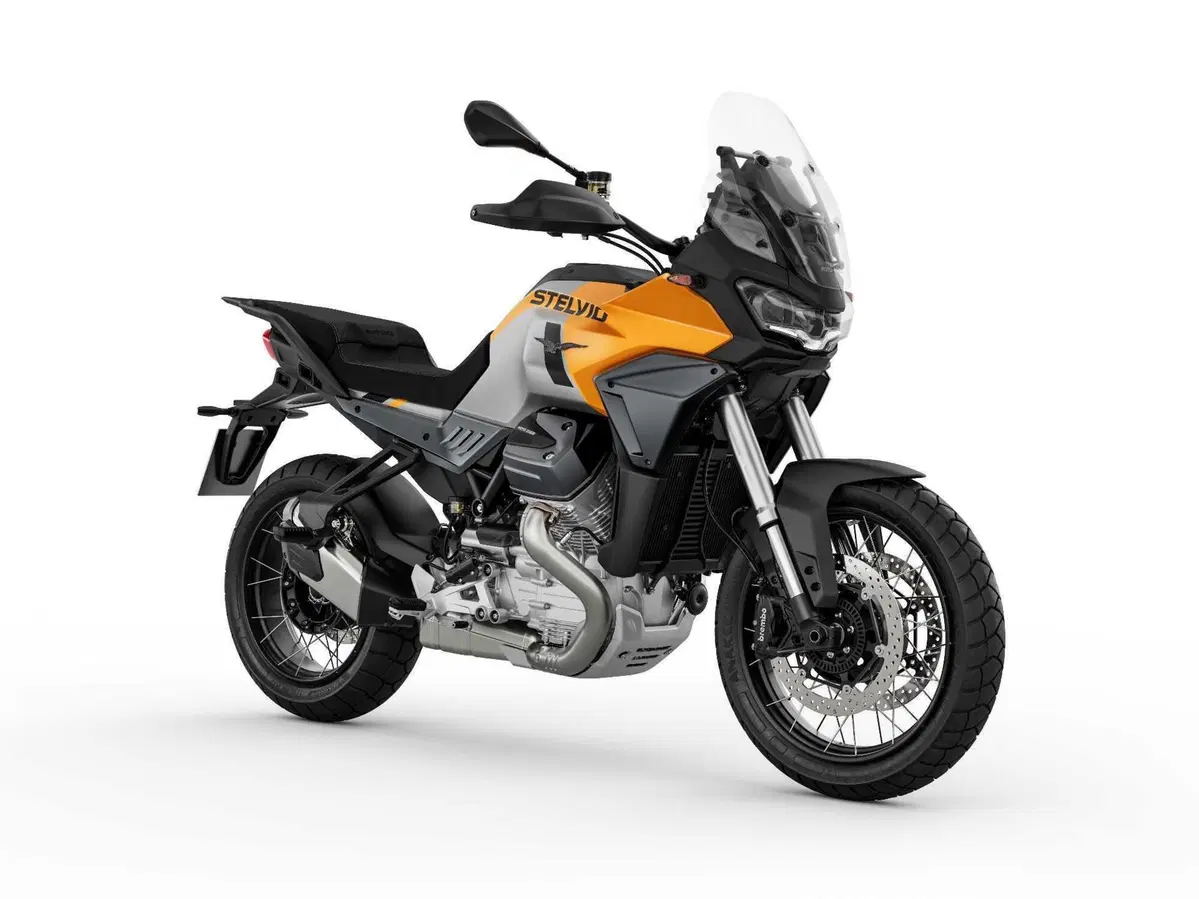 Moto Guzzi Stelvio TEST