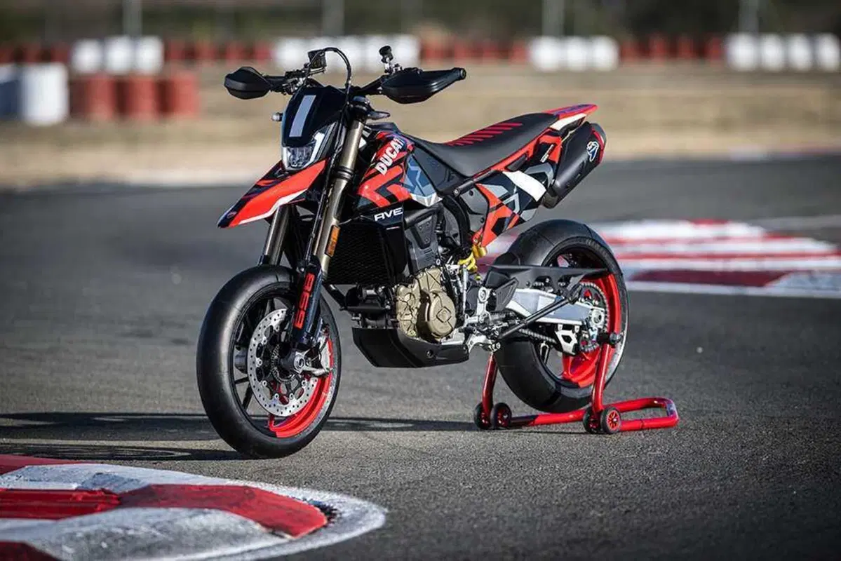 Ducati Hypermotard 698 Mono: Nuovo riferimento (11)