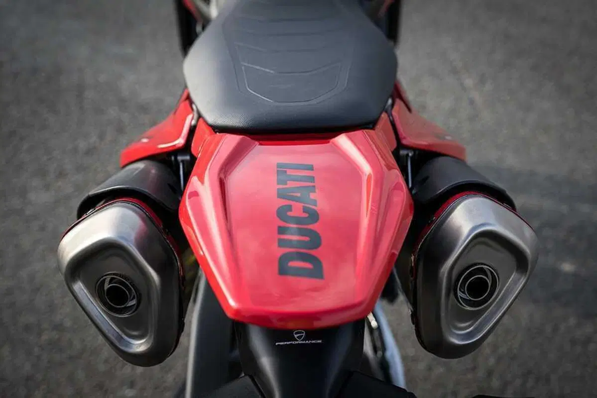 Ducati Hypermotard 698 Mono: Nuovo riferimento (13)