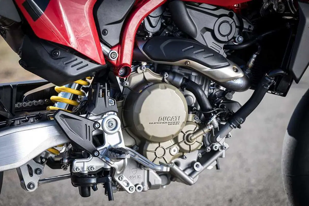 Ducati Hypermotard 698 Mono: Nuovo riferimento (18)