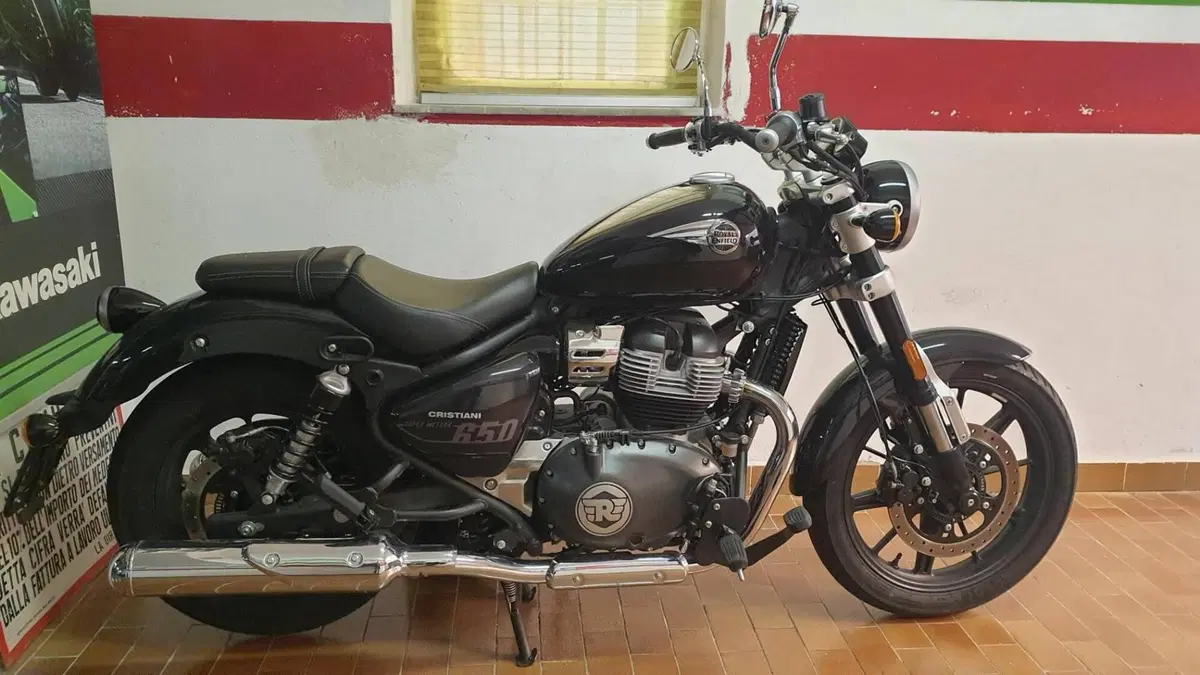 Royal Enfield Super Meteor 650 (2023 - 26)