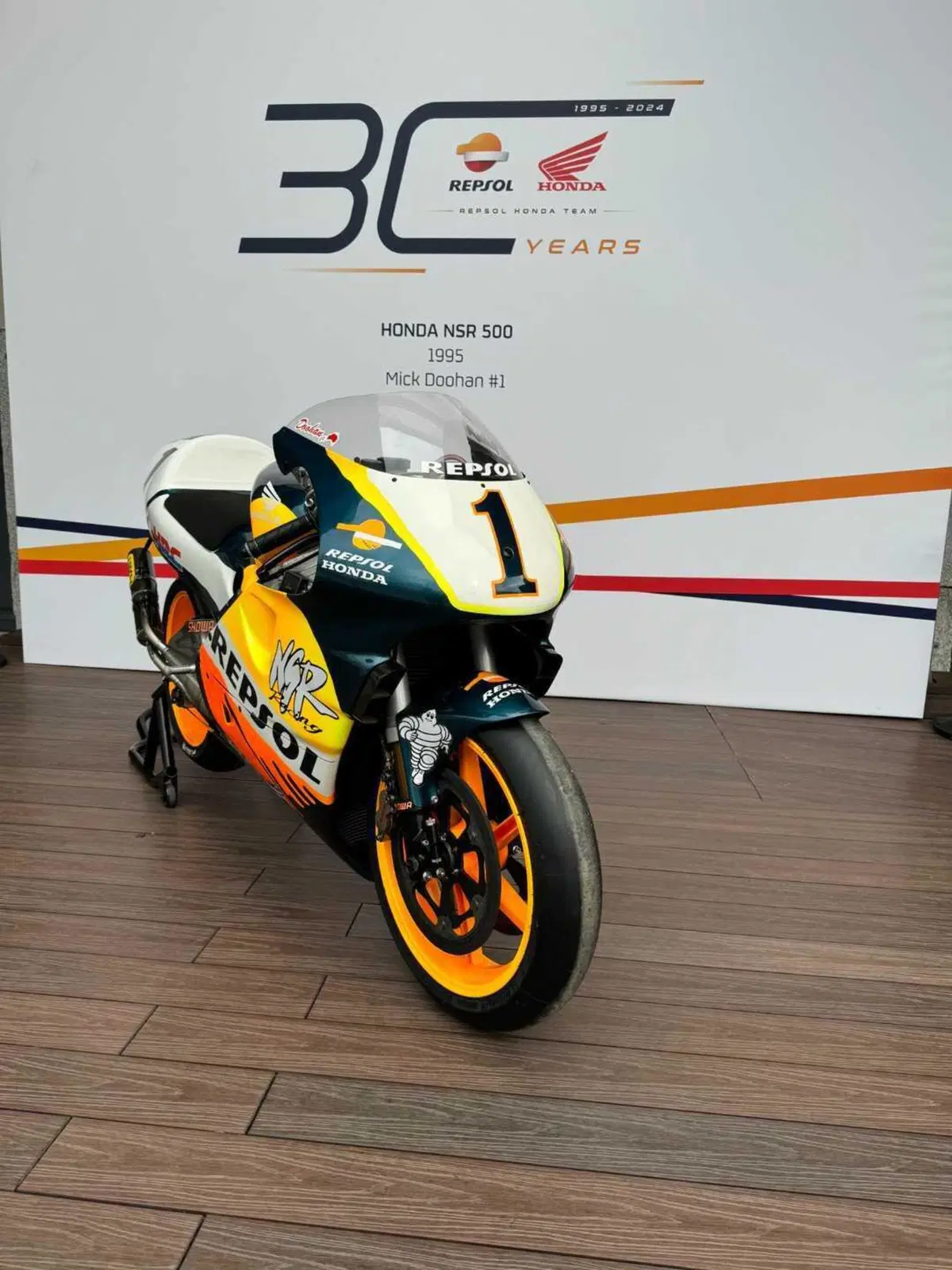MotoGP 2023. Ecco la prima Honda D.M. di Luca Marini e Joan Mir (e c'è meno sponsor!) [GALLERY] (21)