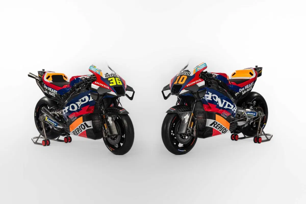 MotoGP 2023. Ecco la prima Honda D.M. di Luca Marini e Joan Mir (e c'è meno sponsor!) [GALLERY] (12)