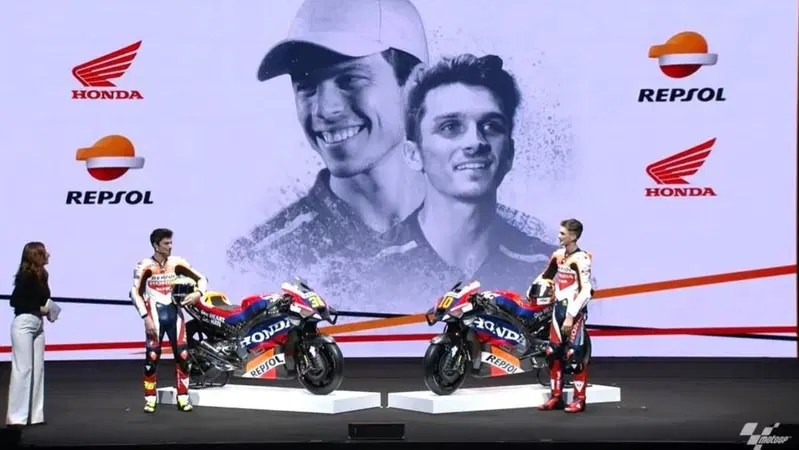 MotoGP 2023. Ecco la prima Honda D.M. di Luca Marini e Joan Mir (e c'&egrave; meno sponsor!) [GALLERY]