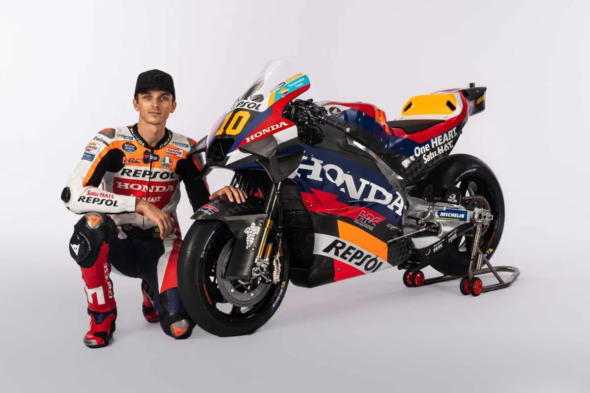 MotoGP 2023. Ecco la prima Honda D.M. di Luca Marini e Joan Mir (e c'è meno sponsor!) [GALLERY] (24)