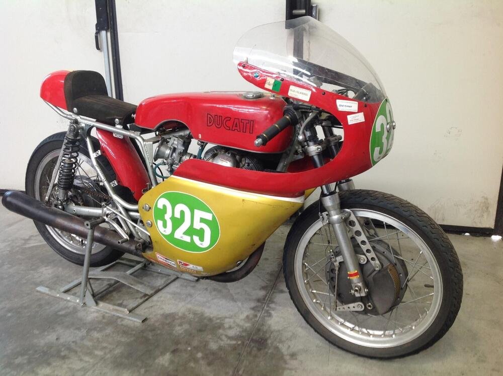 Ducati 250 corsa (2)
