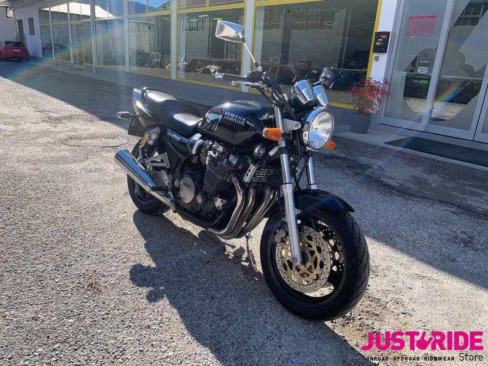 Yamaha XJR 1200 (3)