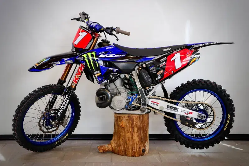 Yamaha YZ 250 (2024) (2)