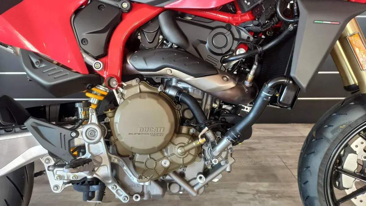 Ducati Hypermotard 698 Mono (2024 - 26) (10)