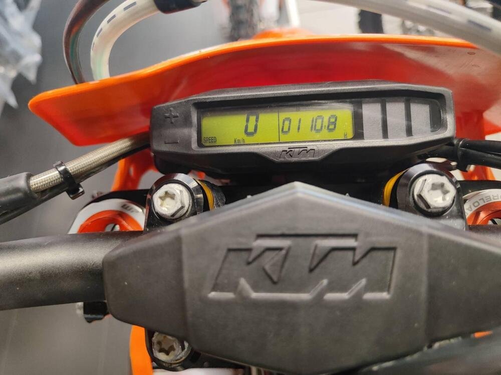 KTM EXC 350 F (2022) (4)