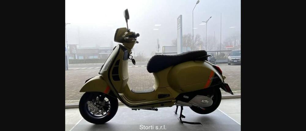 Vespa GTS 125 Super Sport (2021 - 24) (2)