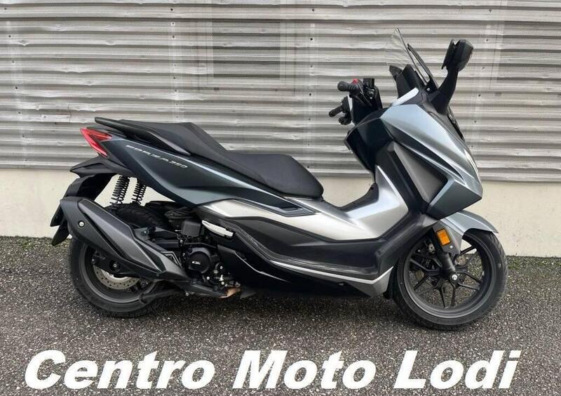 Honda FORZA 350 FORZA 350 - Moto One s.r.l.