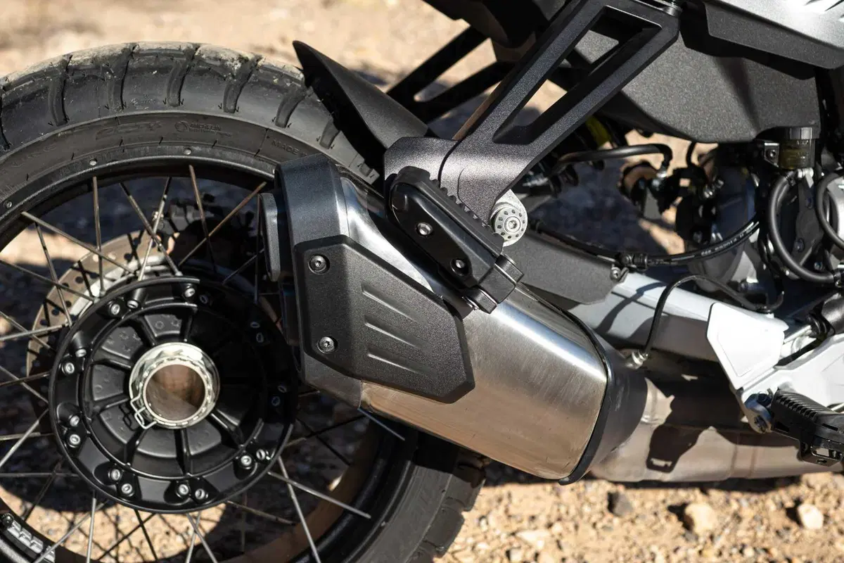 Moto Guzzi Stelvio TEST [VIDEO & GALLERY] (2)
