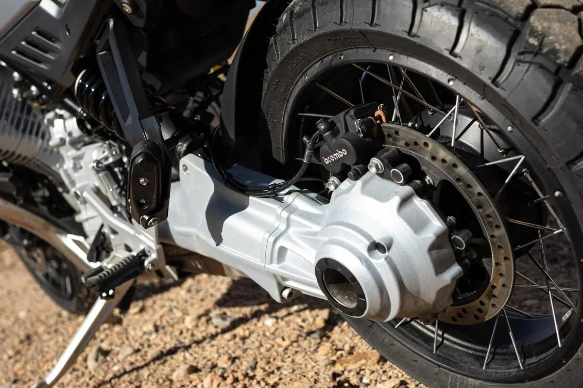 Moto Guzzi Stelvio TEST [VIDEO & GALLERY] (4)