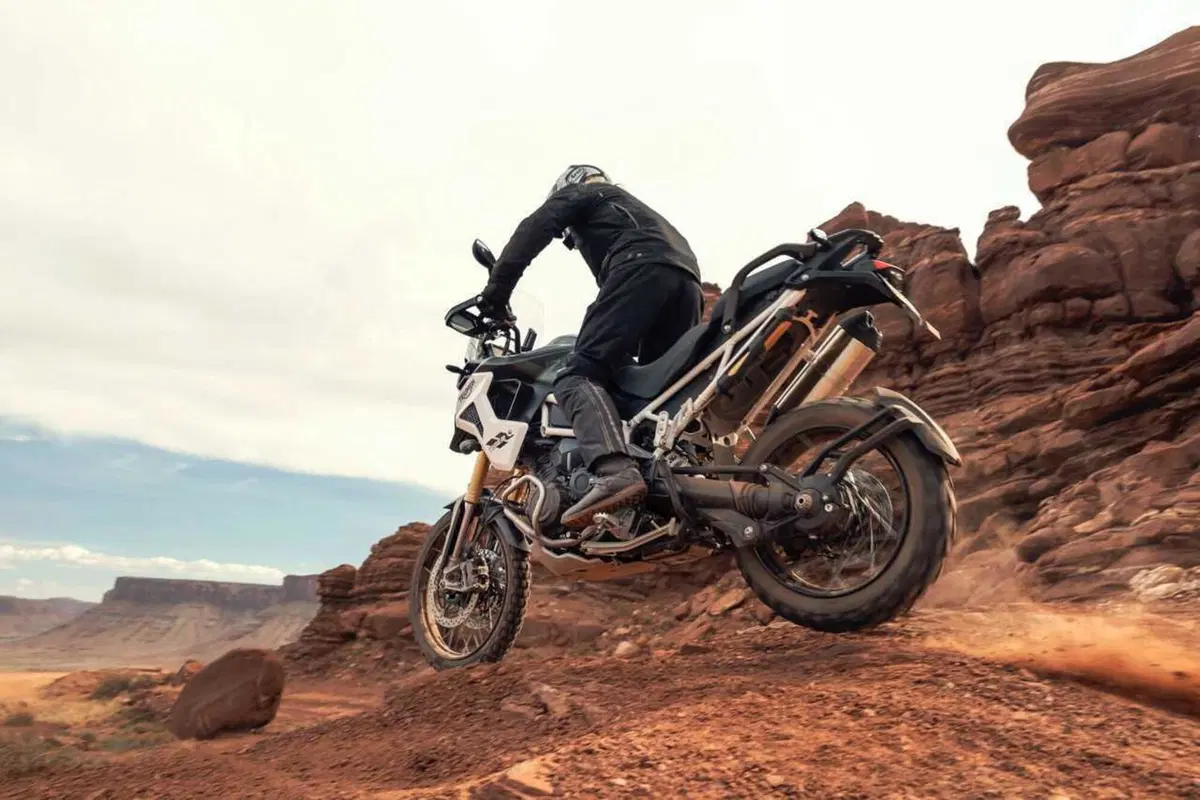 Tiger 1200 MY 2024: cosa cambia? Aggiornamenti per la maxi inglese (23)