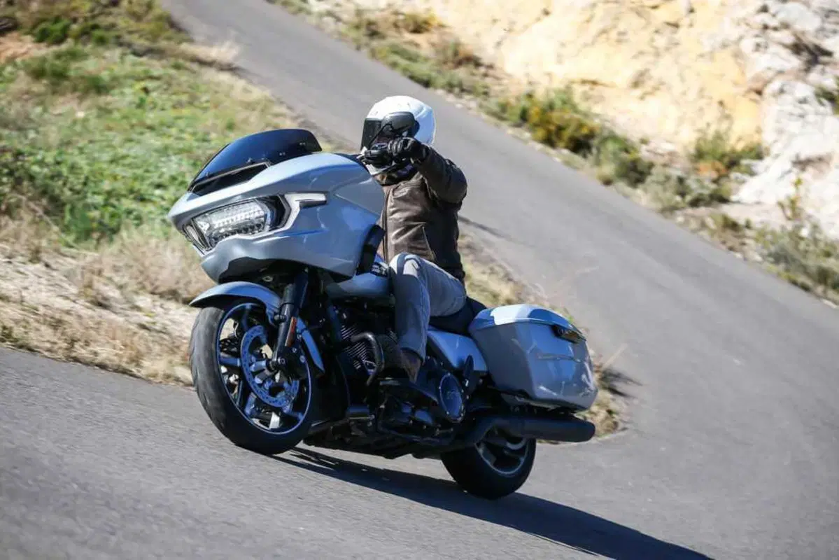 Harley-Davidson Street Glide e Road Glide 2024: abbiamo provato le tourer rivoluzionate! (6)