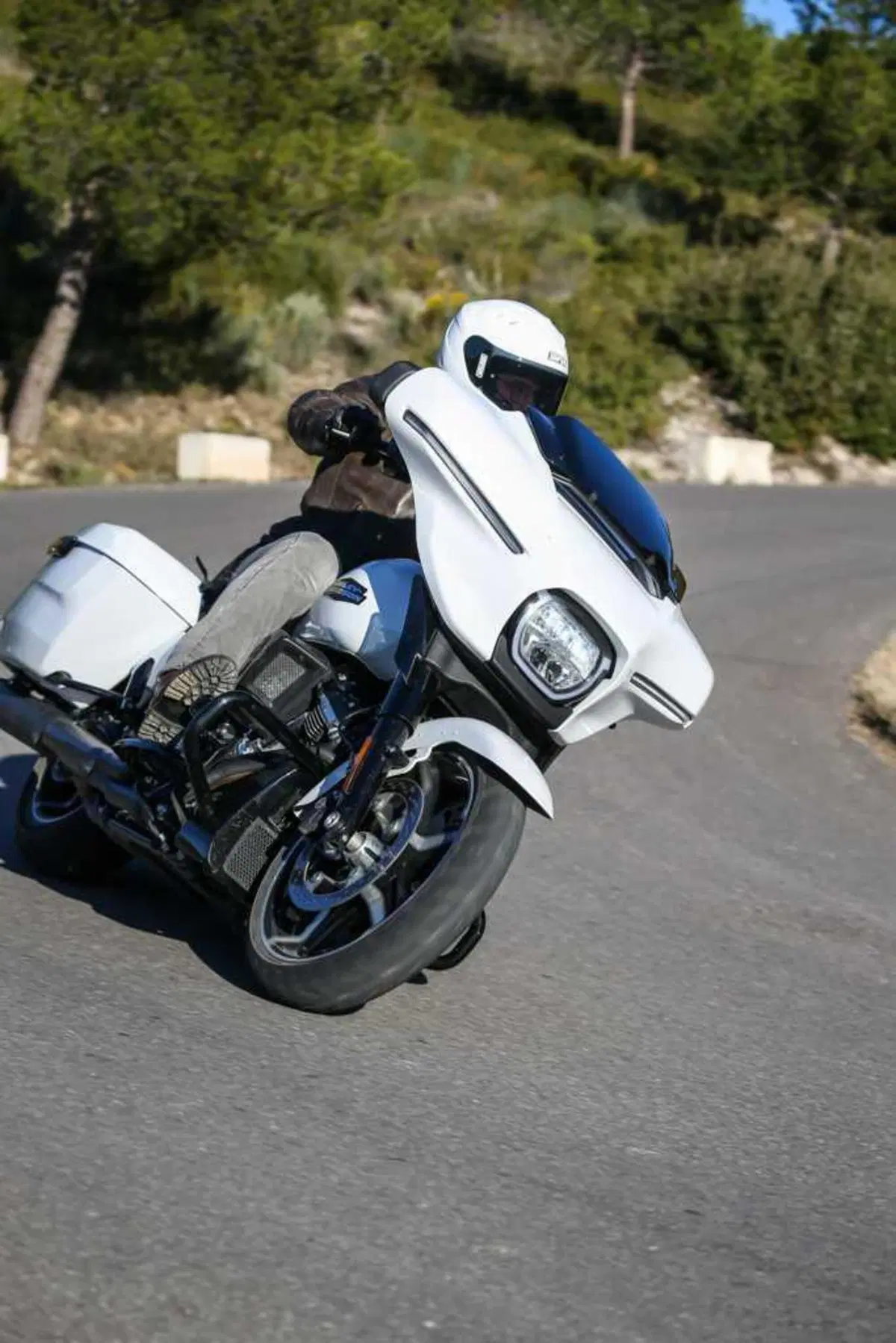 Harley-Davidson Street Glide e Road Glide 2024: abbiamo provato le tourer rivoluzionate! (14)