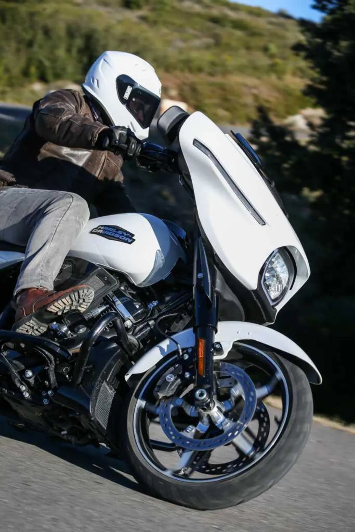 Harley-Davidson Street Glide e Road Glide 2024: abbiamo provato le tourer rivoluzionate! (15)