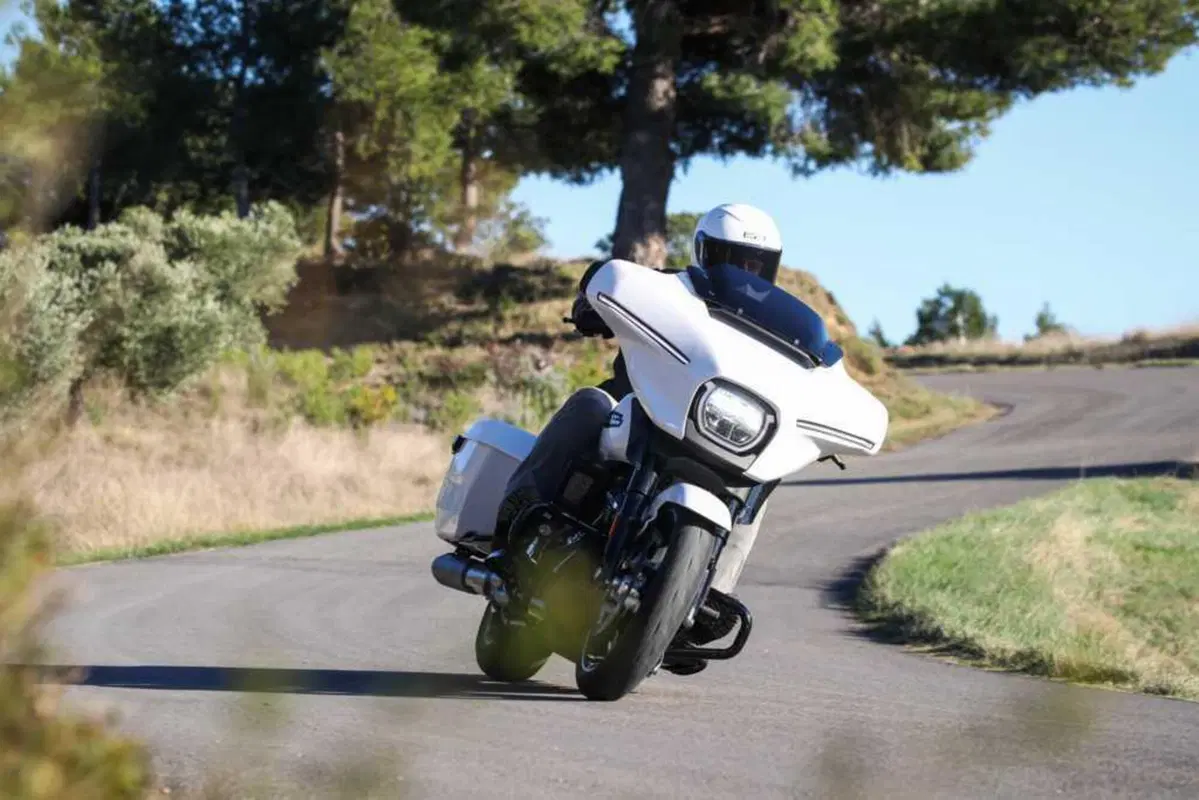 Harley-Davidson Street Glide e Road Glide 2024: abbiamo provato le tourer rivoluzionate! (45)