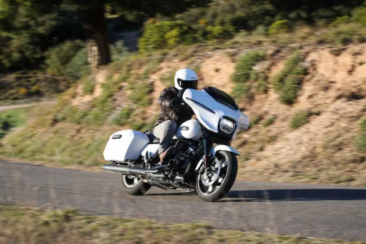 Harley-Davidson Street Glide e Road Glide 2024: abbiamo provato le tourer rivoluzionate! (50)