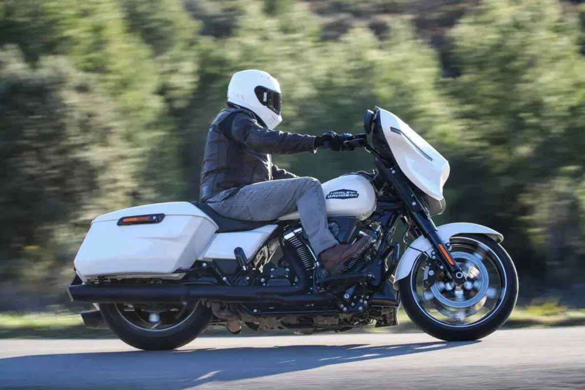 Harley-Davidson Street Glide e Road Glide 2024: abbiamo provato le tourer rivoluzionate! (53)