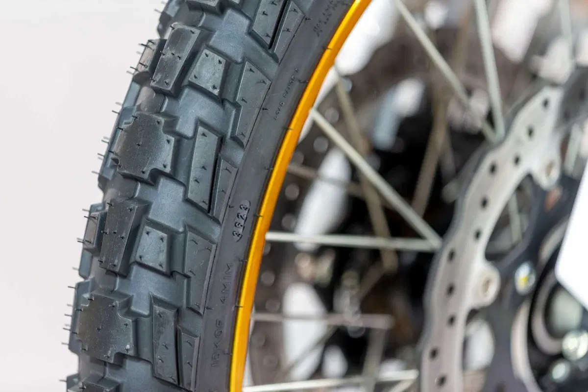 MBE 2024: le versioni Sport e Touring della Suzuki GSX-S1000GX e la V-STROM 800DE Djebel [GALLERY] (17)