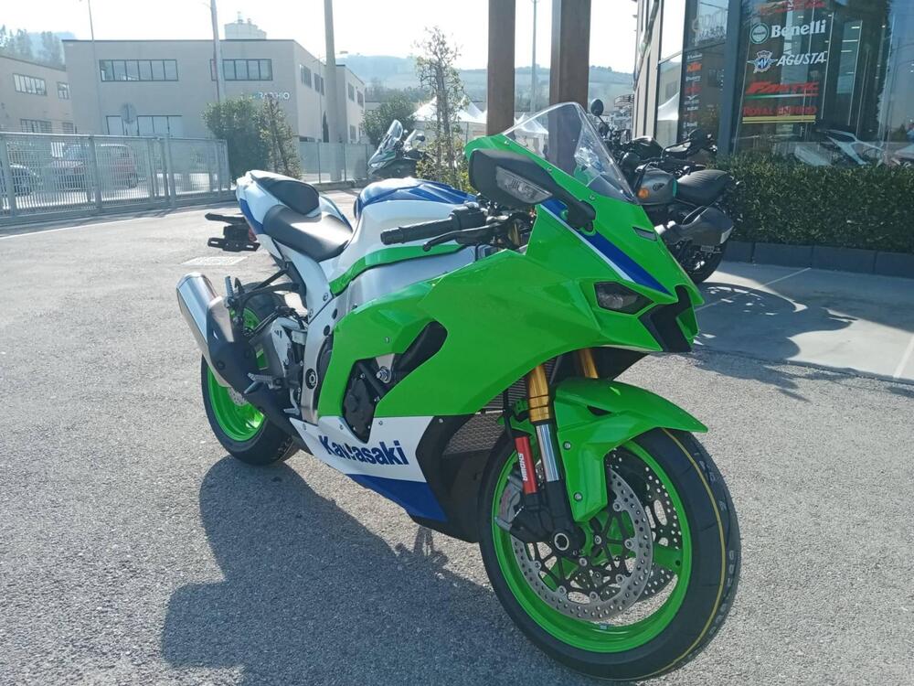 Kawasaki Ninja 1000 ZX-10R 40th Anniversary Edition (2024) (2)