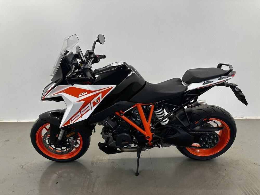 KTM 1290 Super Duke R (2020)